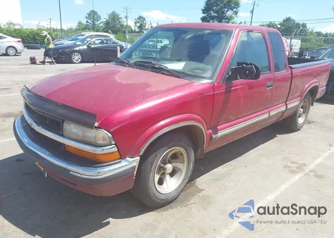 2000 Chevrolet S-10 Ls z USA, uszkodzony, nr VIN 1GCCS19W2Y8131870